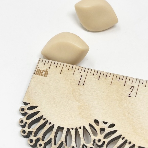 Vintage Necklace & Earrings Set - Picture 10 of 12